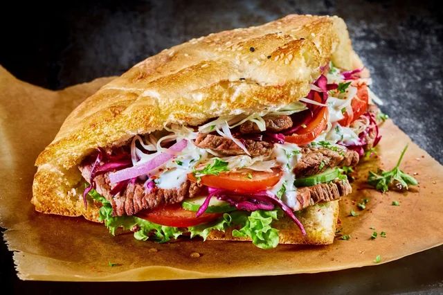 Chicken Romainian bun